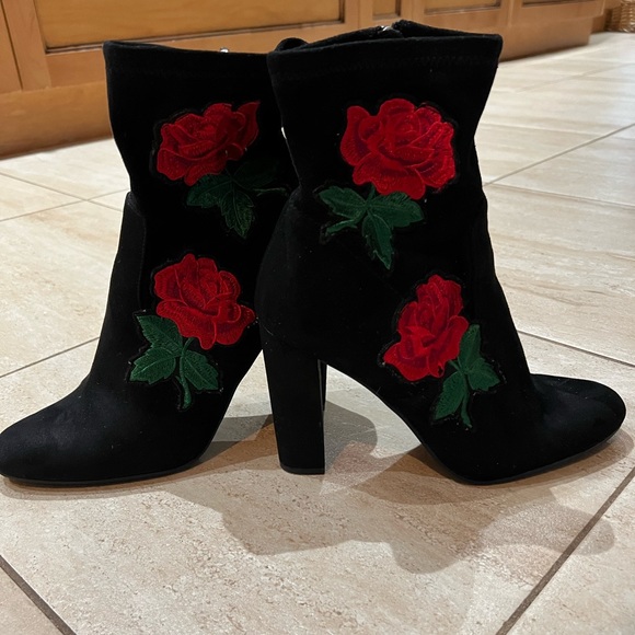 STEVE MADDEN Heeled Boots - Picture 2 of 3